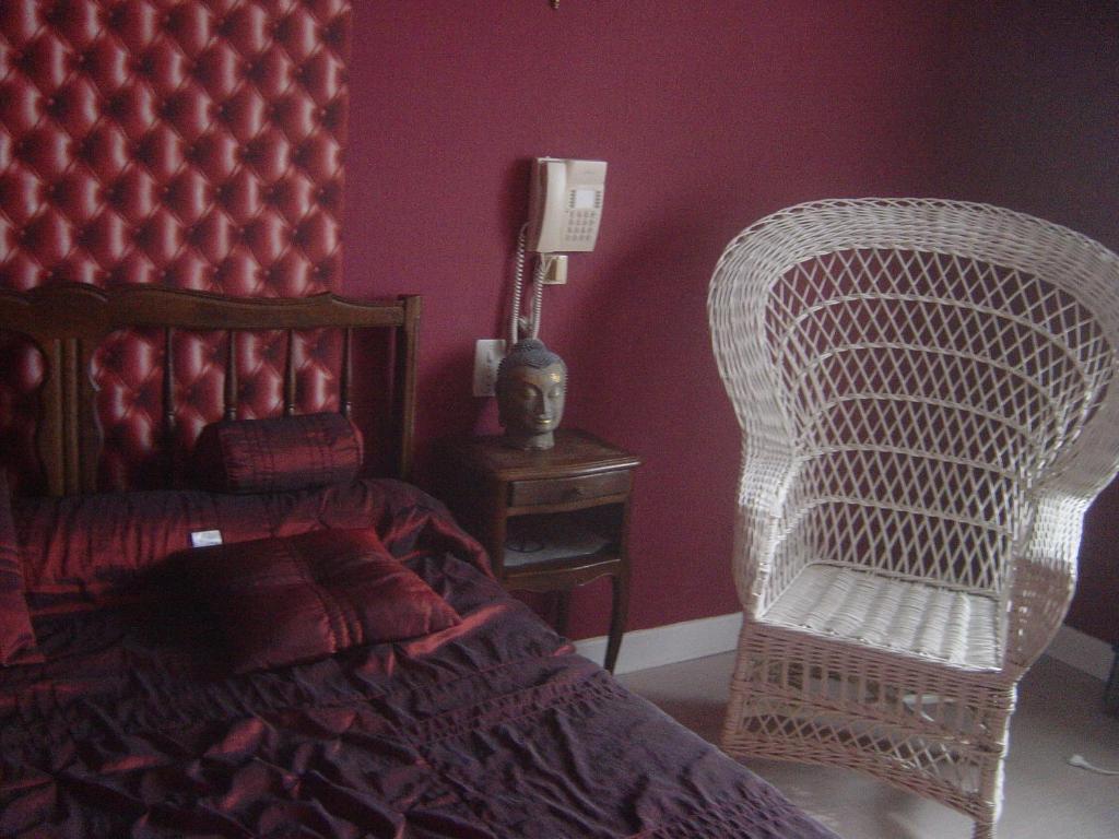 Chambre D'Hote La Frezelle Rouvres-la-Chétive Room photo