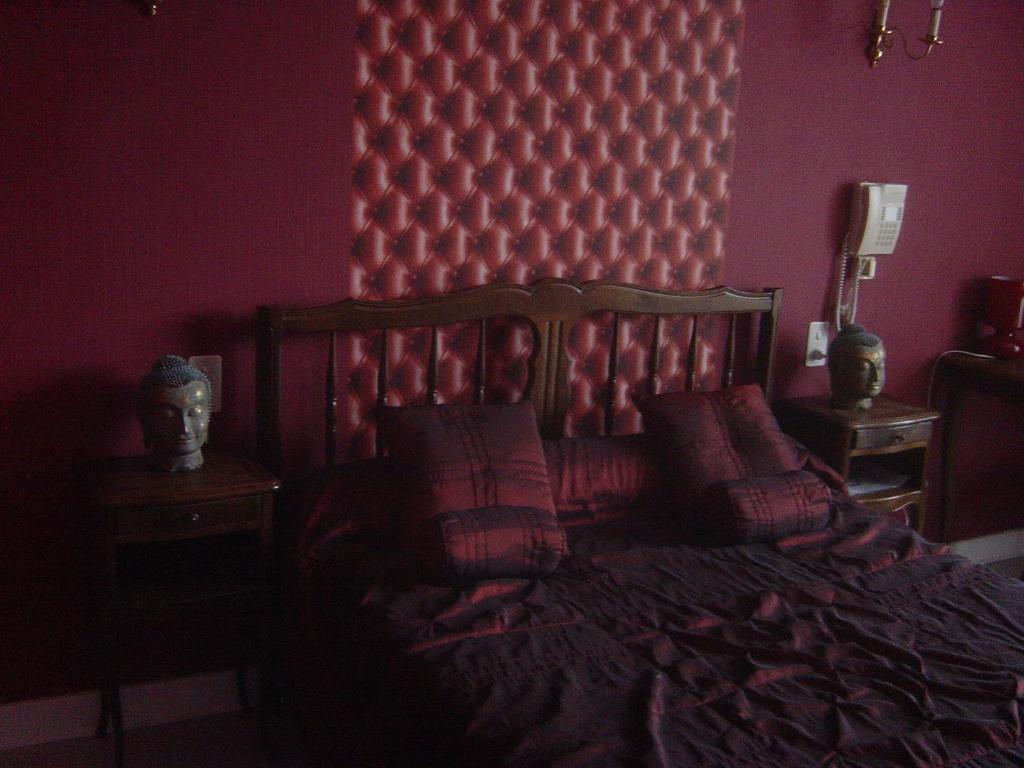 Chambre D'Hote La Frezelle Rouvres-la-Chétive Room photo